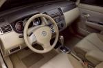 Nissan Tiida Sedan 2005 года